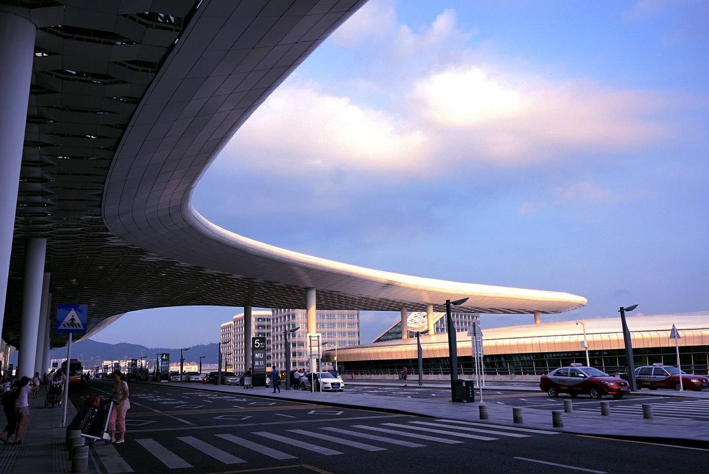 深圳机场再扩建,耗资123亿,可供世界最大客机起降跑道