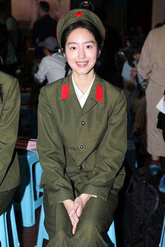 凭《芳华》走红,后与大30岁富商结婚,今28岁无人记起