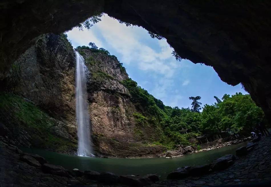 龙泉山旅游度假区