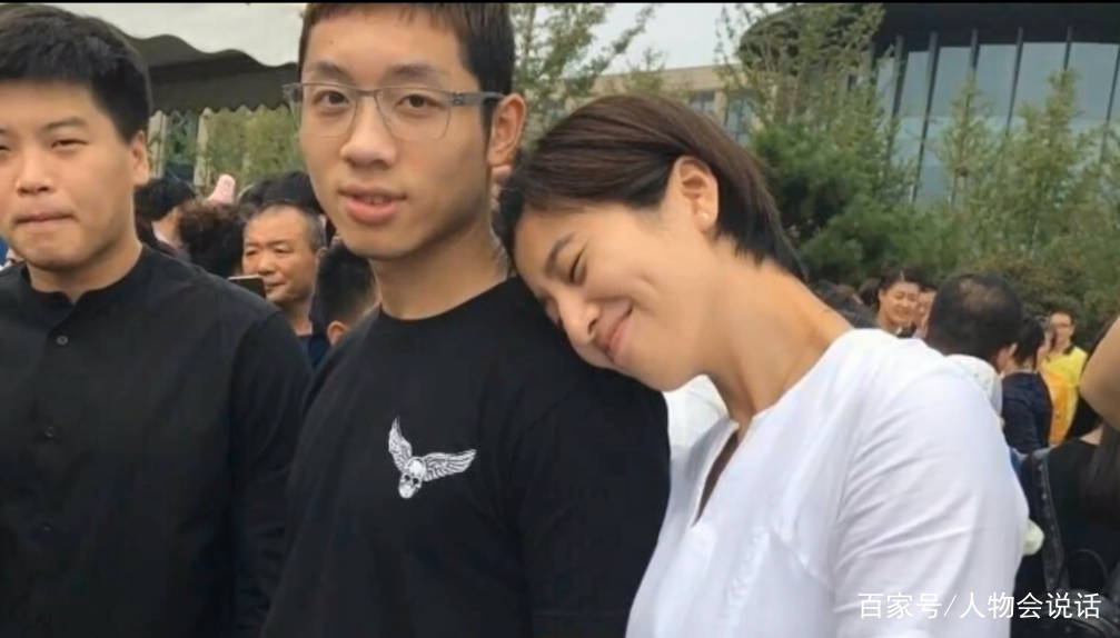 12年后再看许昕姚彦:这对"乒坛神仙眷侣",才是真的双向奔赴
