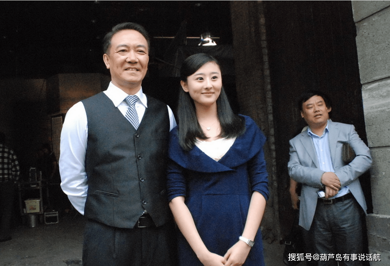 张瑞琪,她是李幼斌的前妻,他们的儿子很是帅气,都已经