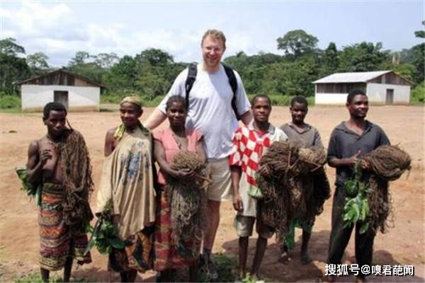 世界上最矮小的民族 森林之子俾格米人(1.5米左右)