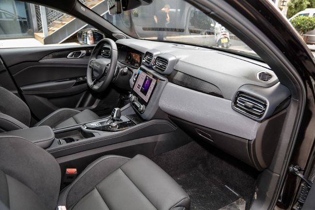 领克03,13.68万元高颜值大空间紧凑型车 经济家用首选