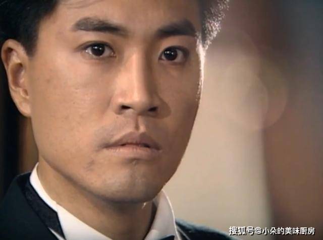 因为出演这个酷似令狐冲的角色,演员 陈庭威 也受到了不少观众的喜爱.