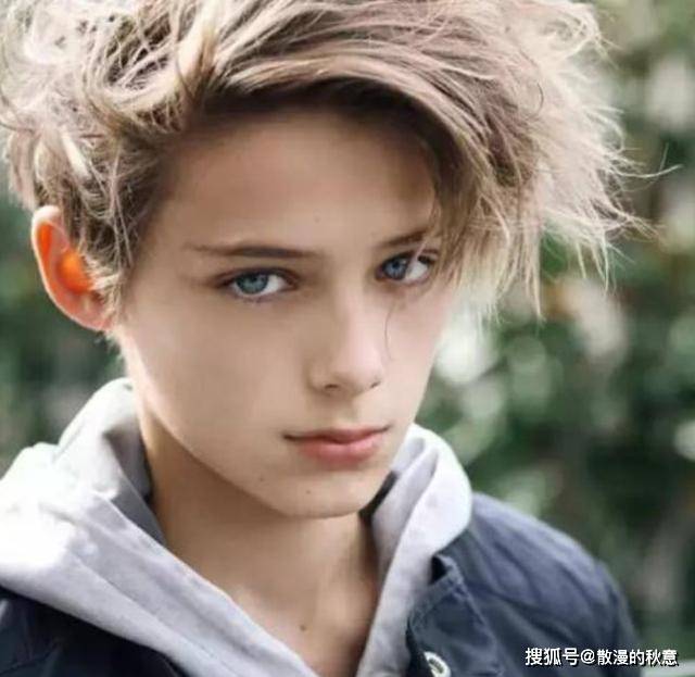 15岁少年因出演一部电影,被誉为"世界第一美少年",现况如何?