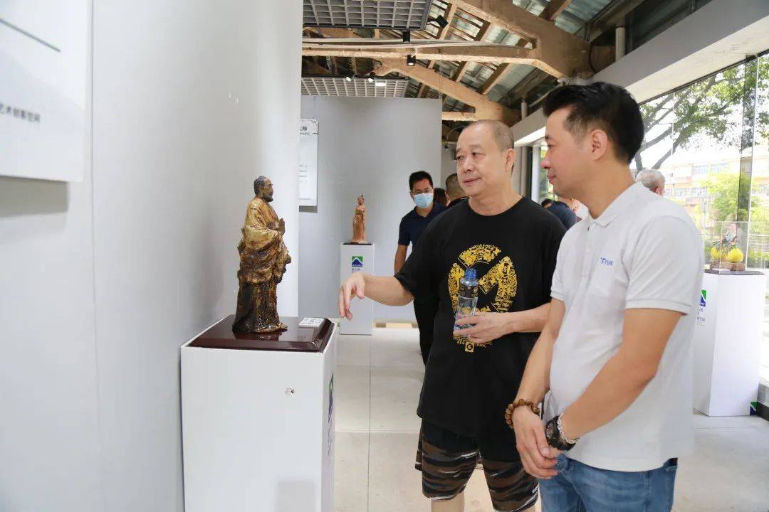 "佛山陶瓷艺术大师代表作品联展"开幕式隆重举行