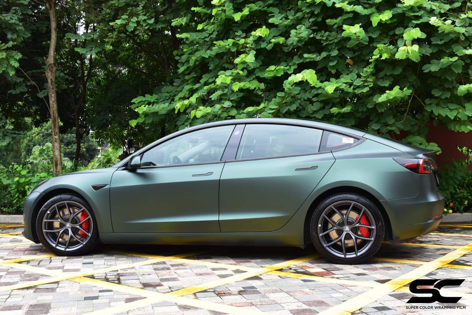 特斯拉model3改色案例sc改色膜超亚墨绿