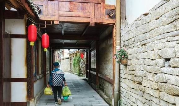 原创贵阳乌当藏着个国家级少数民族特色村寨,还是名副其实的天然氧吧