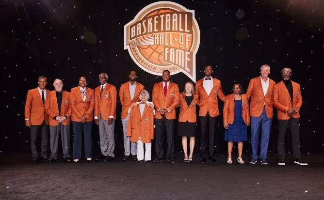 我是下一个!火箭队伍德致敬本华莱士,立誓欲做nba名人堂第2人