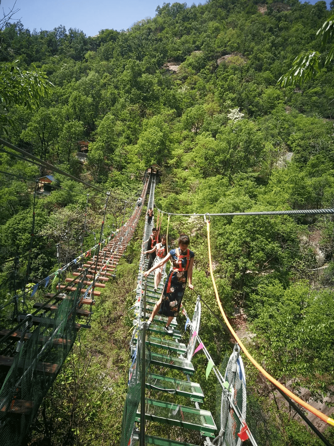 全力以"复"!西峡龙潭沟景区9月15日起对全国游客门票半价