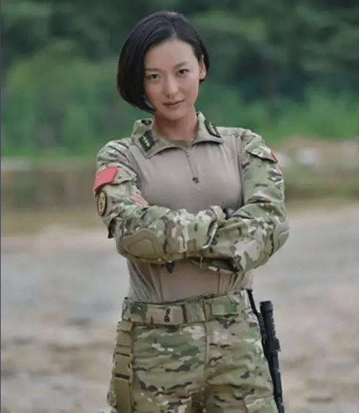 《特种兵之火凤凰》回顾,八位女主演一个没火,一个配角红了