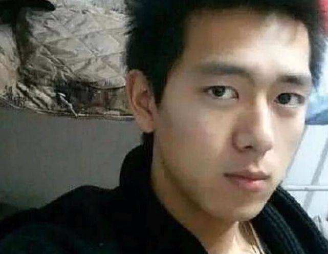 男星未出道颜值:邓伦没精神李现青涩,肖战微胖任嘉伦