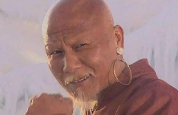 新浪娱乐曾这样评价他:计春华是个形象突出,表情凶悍,演戏非常认真的