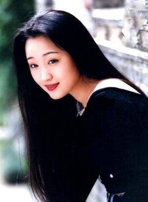 50岁的杨钰莹怎么还有"少女感"?_时候
