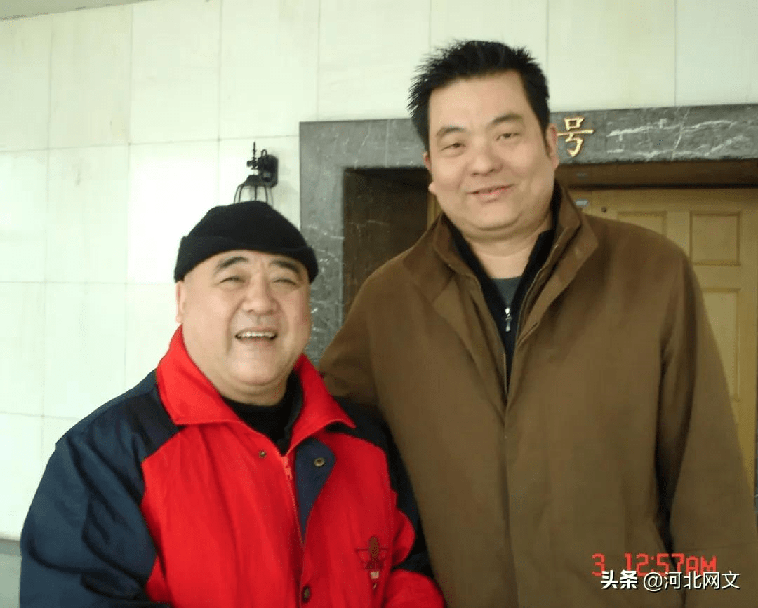 魔术师杜鸣简介