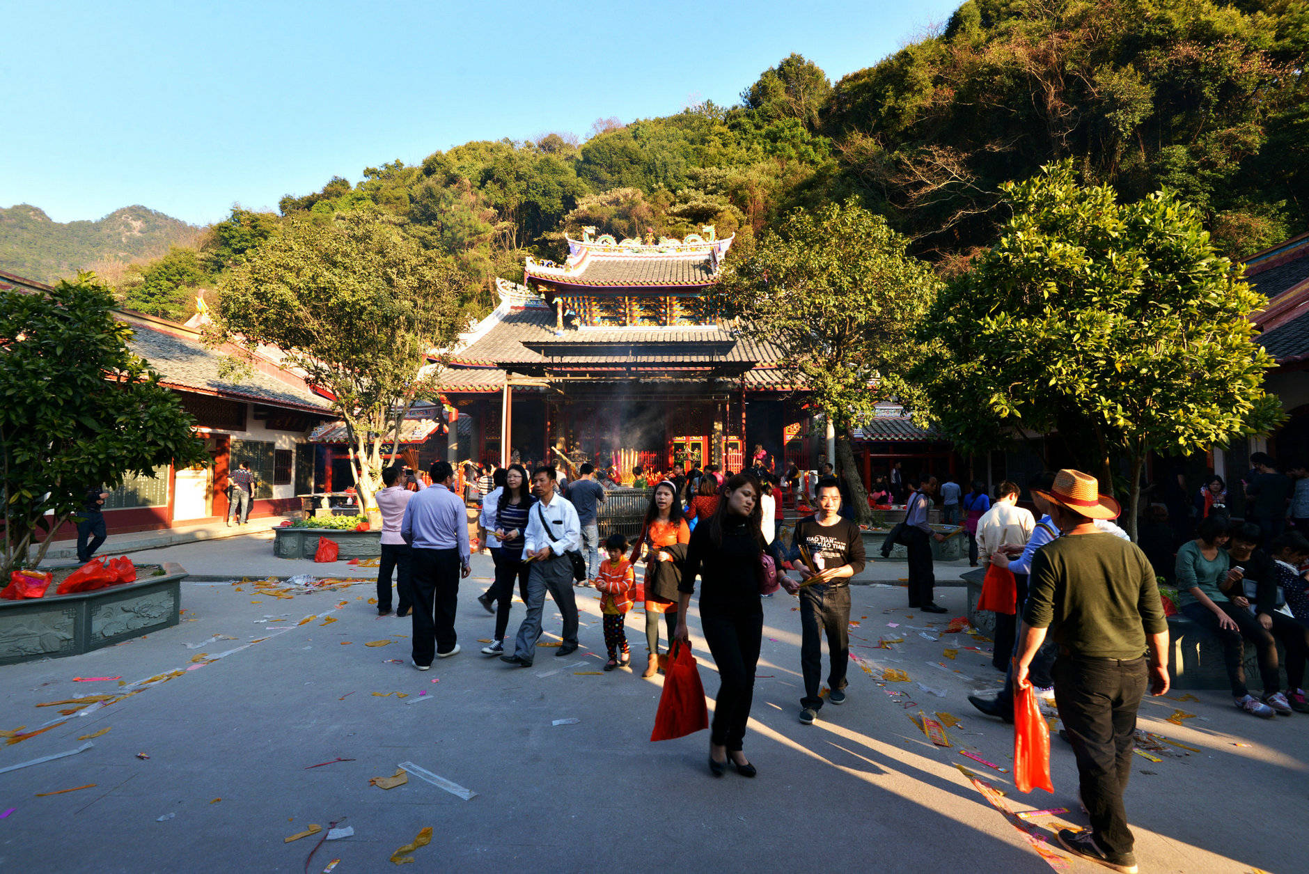 广东四大名刹之一,有较为完整的佛殿寺庙建筑群