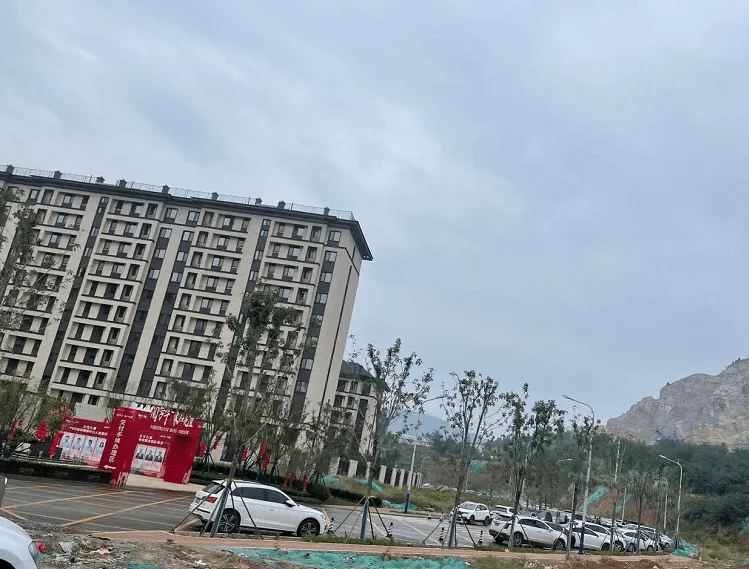 华润置地进入济南地产市场之际,就提出了一个庞大的发展愿景-华润兴隆