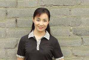 "皇后专业户"戴春荣:与老公结婚37年,没有外遇,退休后
