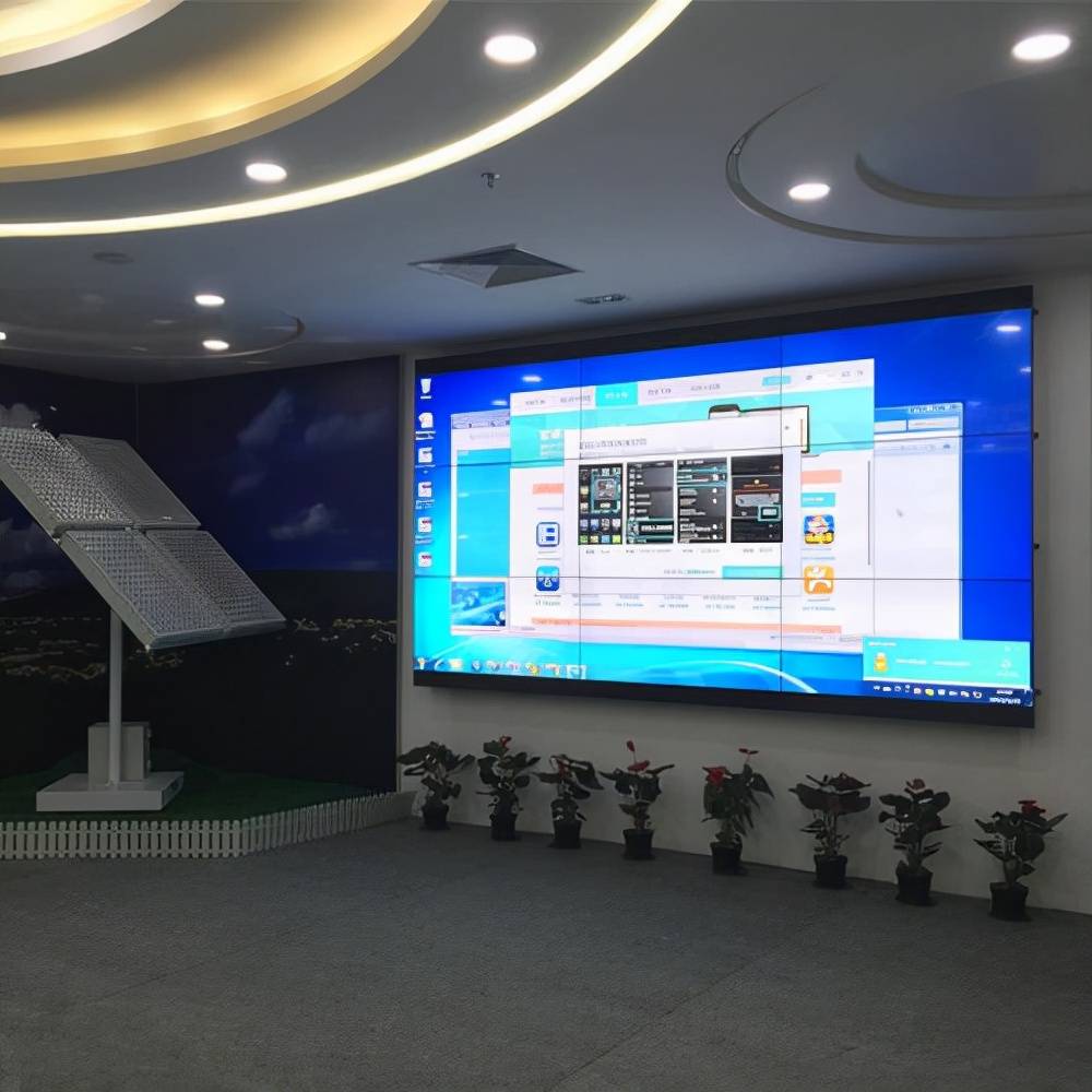 手机,平板等移动终端接入该无线路由器来实现对液晶拼接屏系统的控制