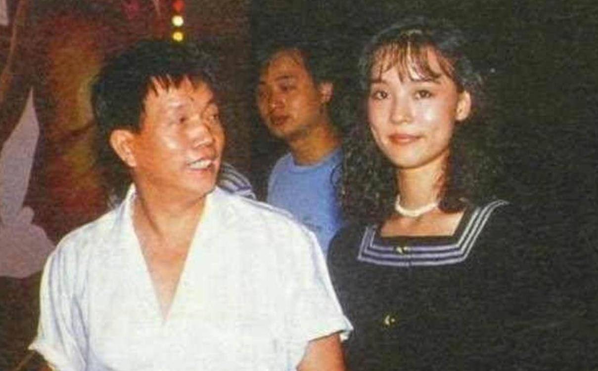 翁静晶,爱上干爹刘家良,跟原配情同姐妹,原配亲自为她让位_陈百强
