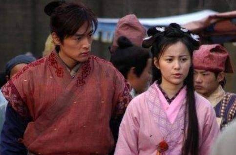 不输杨六郎,可谓是巾帼不让须眉,只可惜如今林家宇已经退出娱乐圈了
