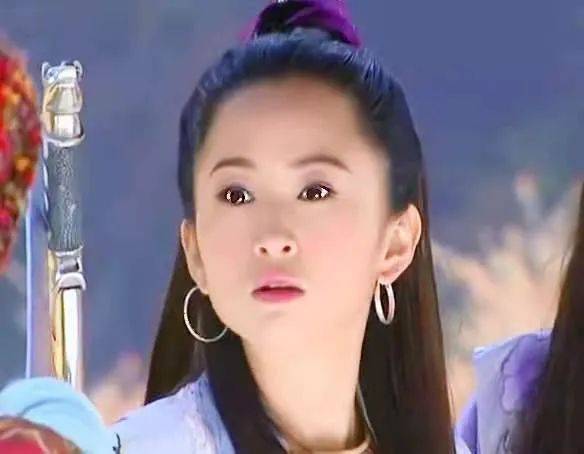 还有杨蕊饰演的娇美俏丽,活泼刁钻,机灵可爱的陆无双等,不仅个个容貌