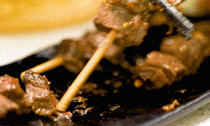 大金链子小手表,一天三顿吃烧烤