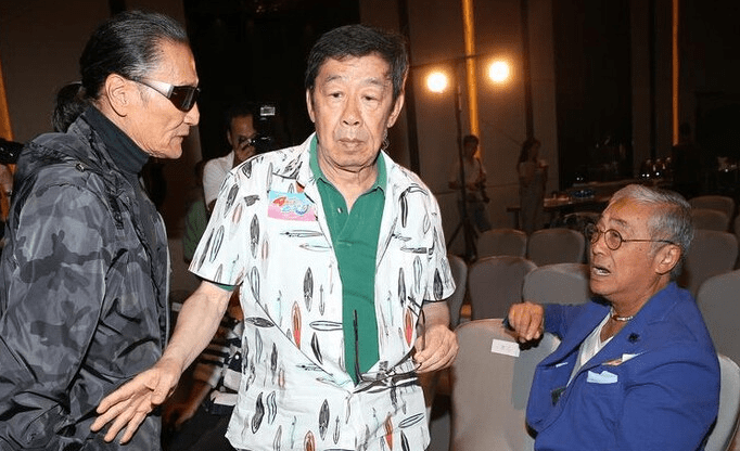 原创扇耳光6年后86岁曾江警告谢贤别三鞠躬难道争斗还在继续