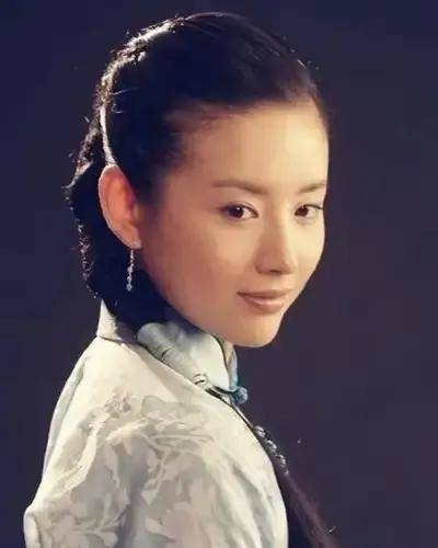 黑土地出大美人,12位东北女星,个个明艳动人,甩白幼瘦