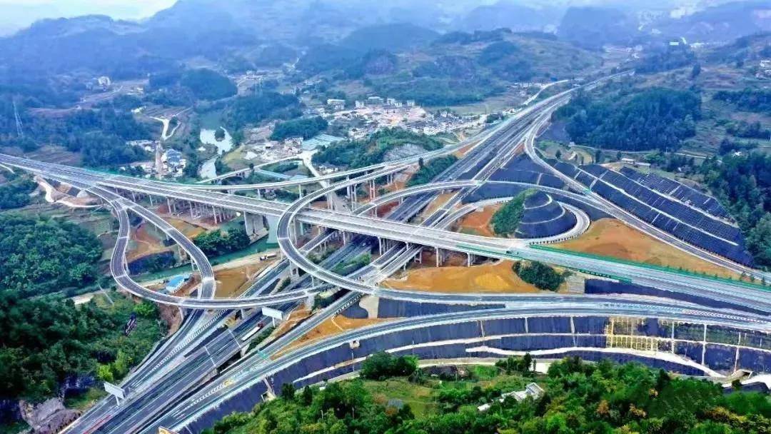 贵州:湄石高速全线正式建成通车!2小时缩短至50分钟