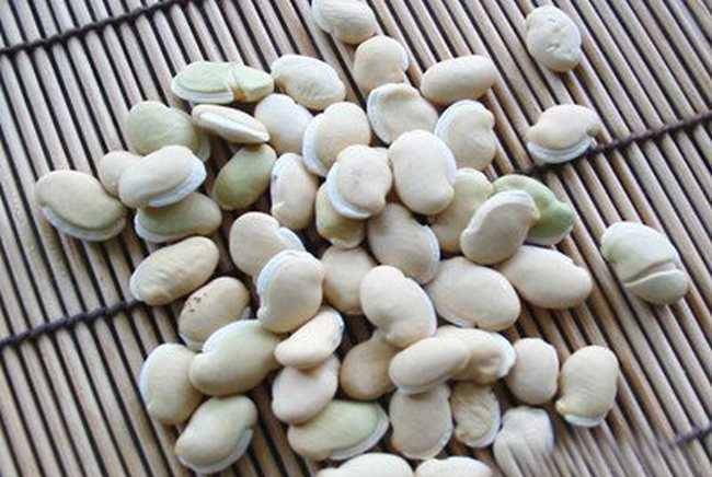 吃白扁豆好处多多,它可以预防肾结石,也可以预防中暑!