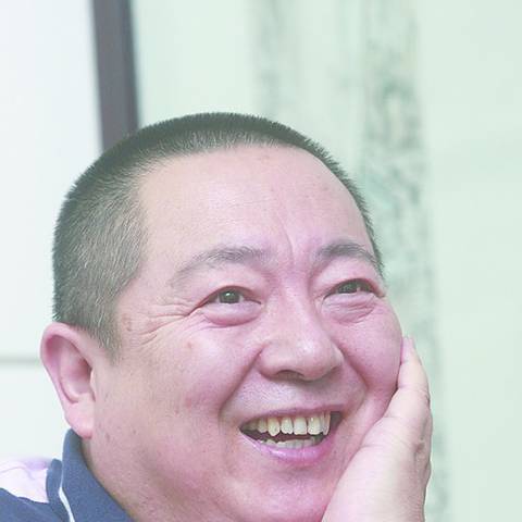 董浩叔叔:中国首位男性少儿节目主持人,2次病危妻子不离不弃?