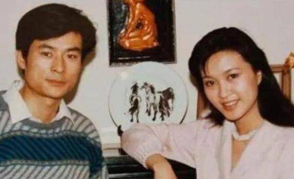 "百花影后"方舒,出轨屠洪刚却被抛弃,如今和两女儿相依为命!