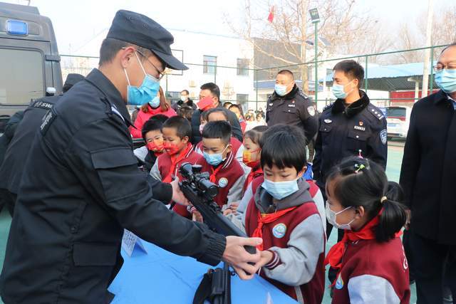 今天,顺义区大孙各庄镇这场活动影响真不小_顺义公安分局_工作_警营