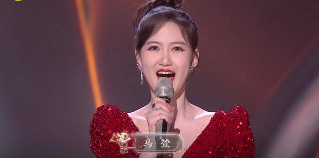 李莎旻子挑大梁主持芒果晚会,表现不如马萱,沈梦辰成表演嘉宾_因为