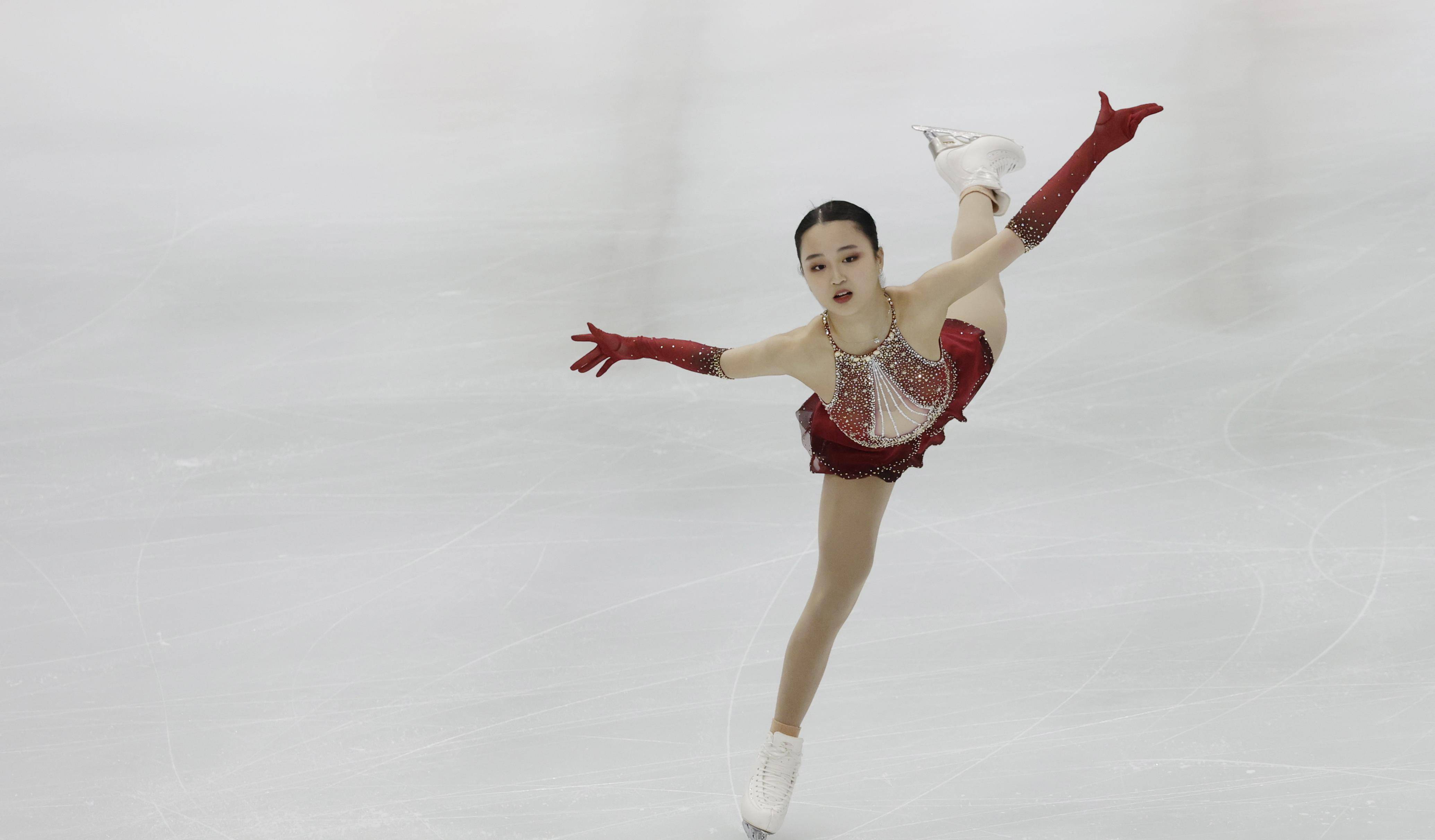 从小成长在美国的朱易,曾于2018年夺得全美花样滑冰锦标赛新人组女单