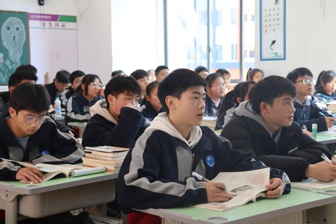 新航高级中学青年教师公开课信息技术学科组青年教师公开课由周营老师