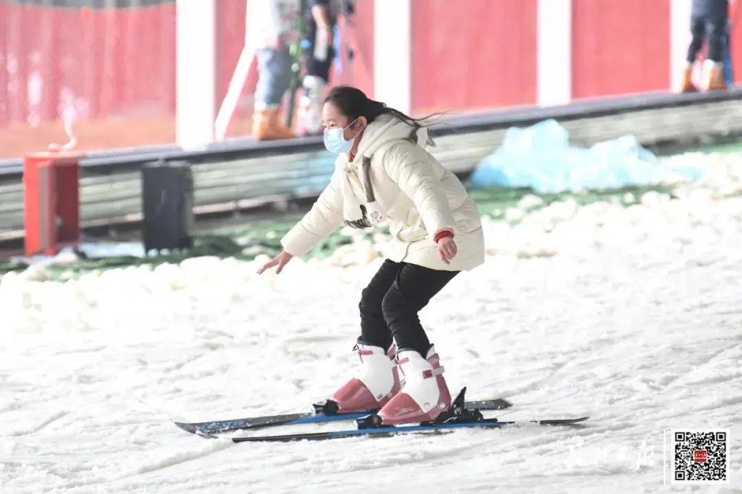 武汉可以实现一人一墩一容啦还能get谷爱凌同款滑雪快乐