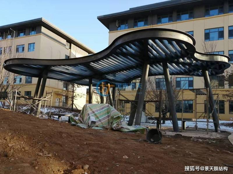 山西晋城学校特色廊架异型钢结构_赏析_案例_组合