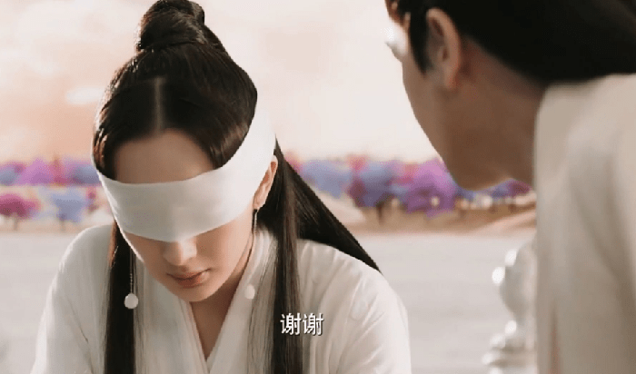 三生三世白浅历劫归来不回青丘为何却掉落到十里桃林呢
