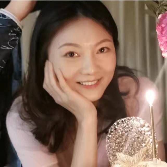 何珺_张母_父母