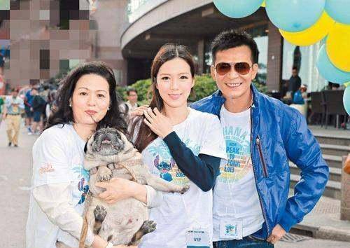 花750万给出轨的妻子治病,黄日华为何不肯资助病重父亲?