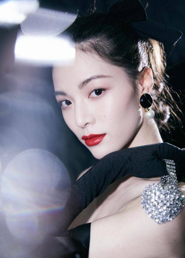 广东盛产美人,10位粤籍女星,各个一貌倾城,甩"子