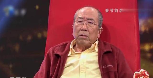 "雷恪生心里也被夸得喜滋滋的,可有一天儿子突然垂头丧