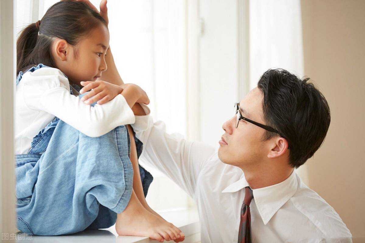 孩子缺乏自律,背后都是有原因的,学会四招教出自律的孩子