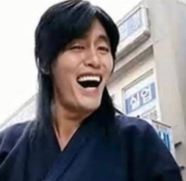 崔成国是剑道金馆长,也是中国观众最熟悉的"金馆长"表情包本尊.
