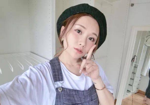 谭杏蓝又坦言自己非常缺乏信心,皆因自小她就与被家