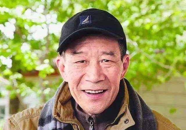 原创李雪健罕见晒恩爱于海丹驻颜有术年近60却比闫妮显年轻