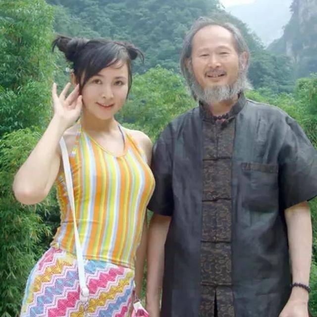 他奋斗55年未成名,用5年时间画女儿后一夜爆红,1亿都不卖_李壮平_李勤