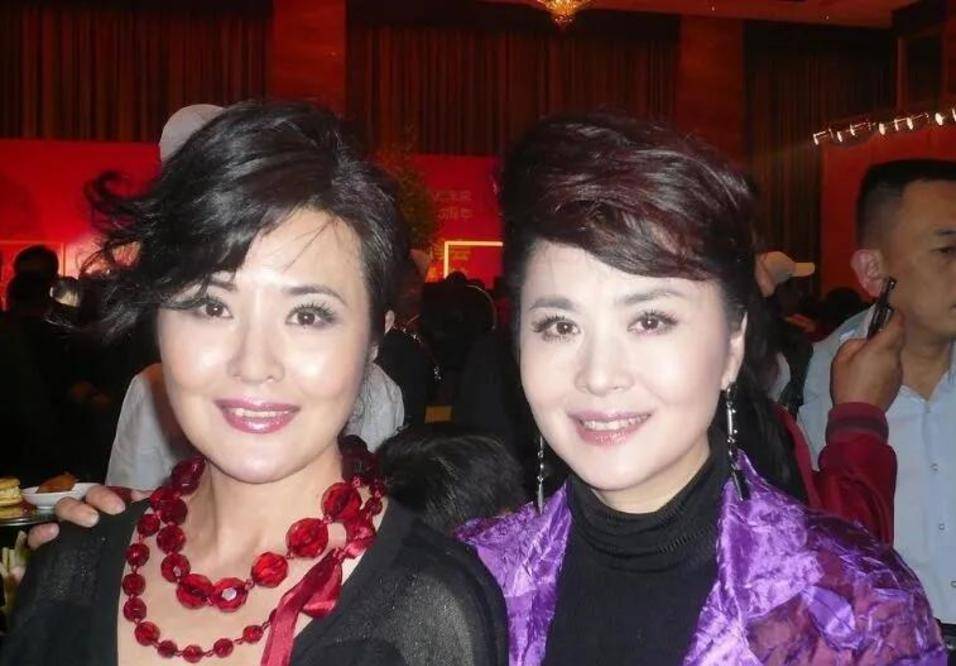 演员田歌被丈夫尤小刚背叛她不再相信爱情余生只想陪伴母亲